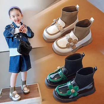 Bottes Модные сапоги для девочек, носки и ботинки 2023 Новые детские одинарные плюшевые маленькие кожаные сапоги Детская обувь среднего размера