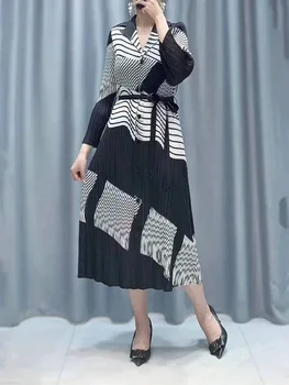 Miyake Плиссированное платье с принтом Кардиган с воротником поло Кардиган на шнуровке средней длины Элегантные платья Женская одежда Осень Новинка 2023