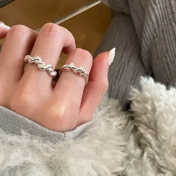 Модные серебряные уникальные кольца с перекрестными линиями для женщин Женские ювелирные изделия Регулируемое модное кольцо на палец для вечеринки Подарок на день рождения