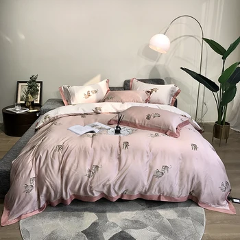 2023 Новое постельное белье из четырех частей, мода хлопковая двуспальная бытовая простыня, одеяло, одеяло с животным принтом, удобный розовый и белый цвет