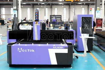 Shanghai Cypcut Controller Волоконный лазерный станок для резки листового металла с ЧПУ с мощностью лазера 1 кВт 2 кВт 3 кВт Цена